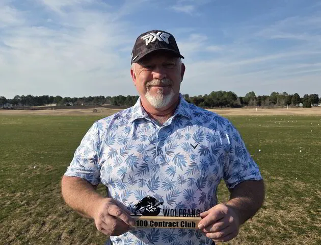 100 Contract Club award winner